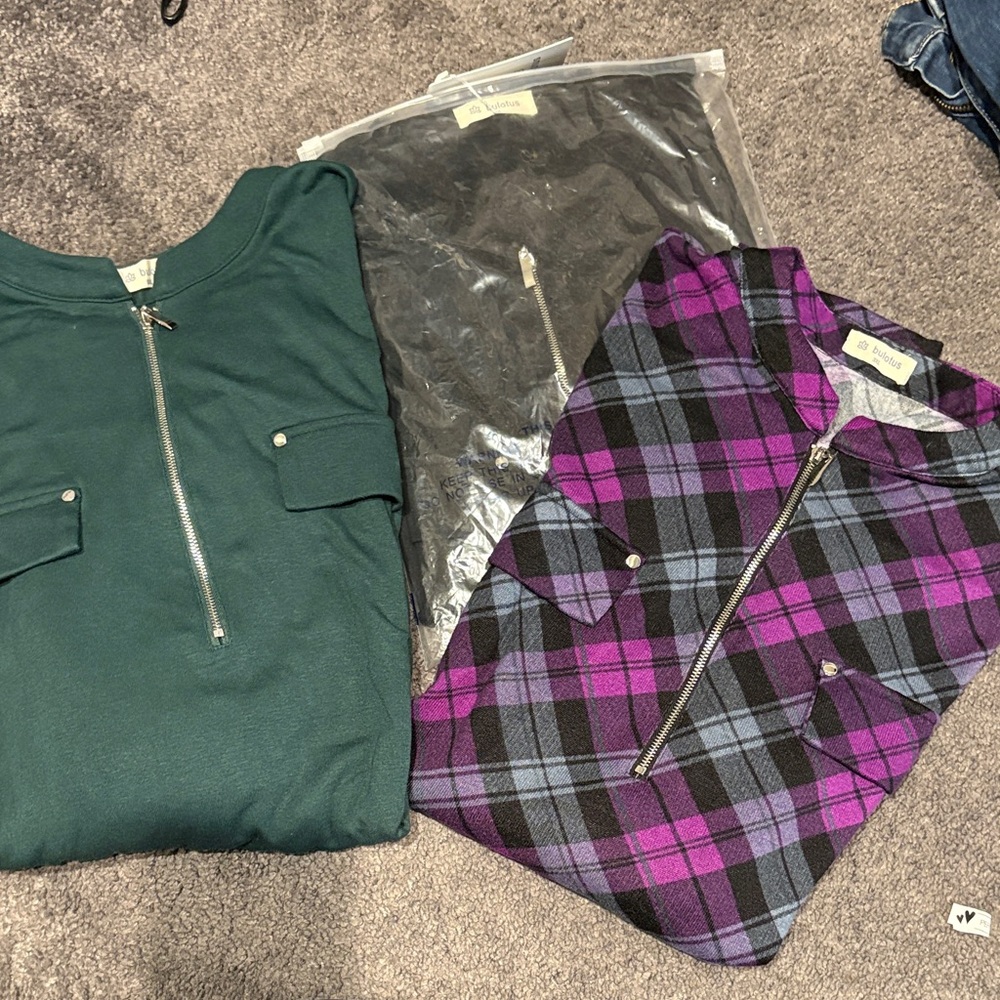 Plaid and Solid Kids Tops Set